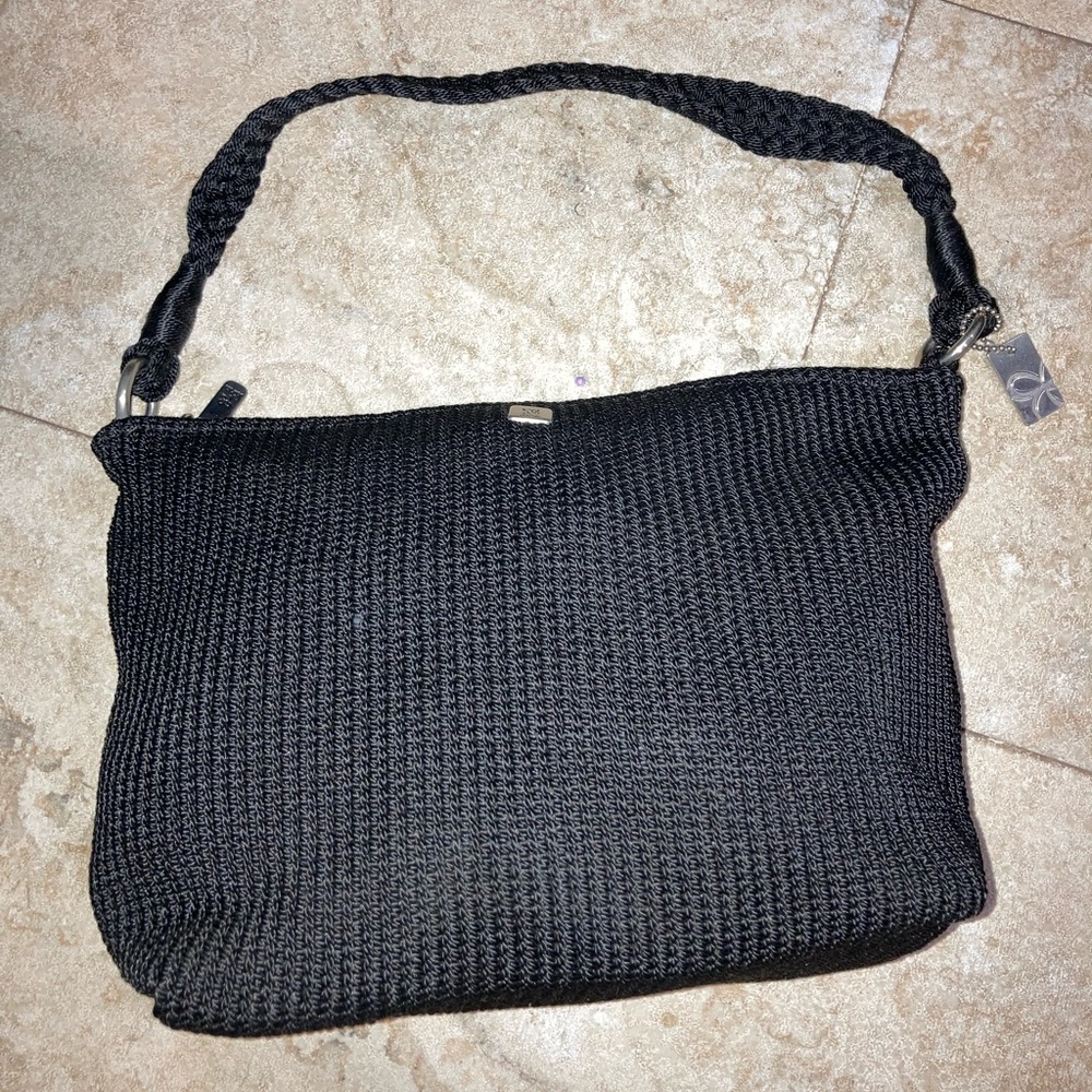 Black Lina handbag.